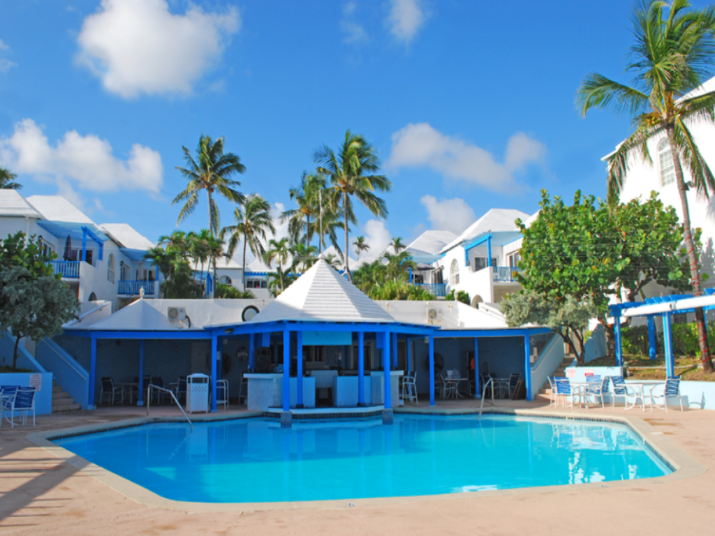 Beach Front resort  near Atlantis Vacation Rental - RedAwning