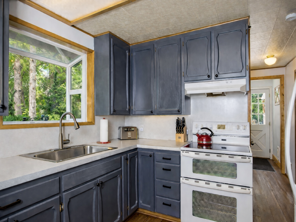 Chiwawa River Chalet Vacation Rental in Leavenworth - RedAwning
