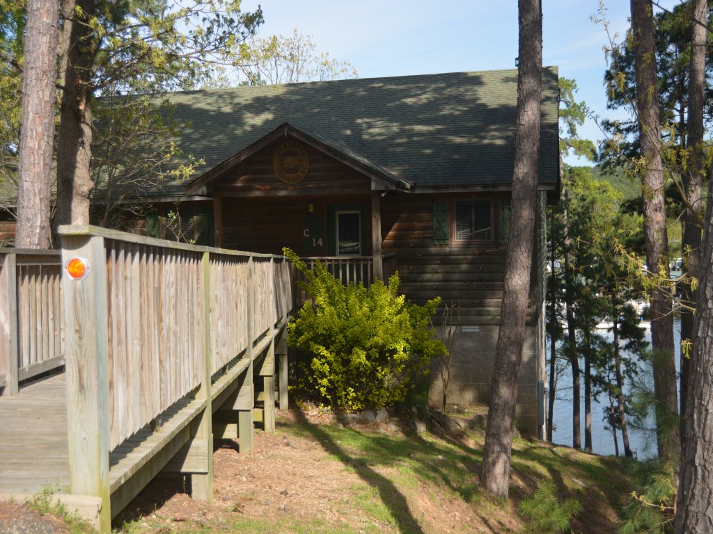 Boat Lake Ouachita's 40,000 Acres