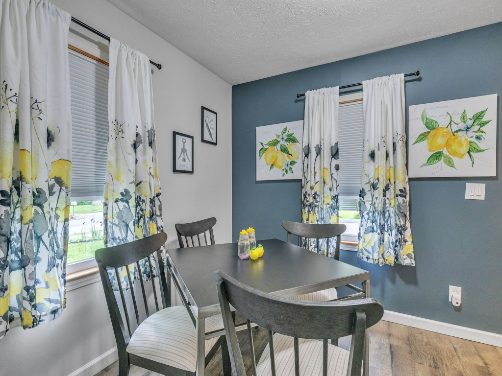 MommyC's Villa Fun House Vacation Rental in US - RedAwning