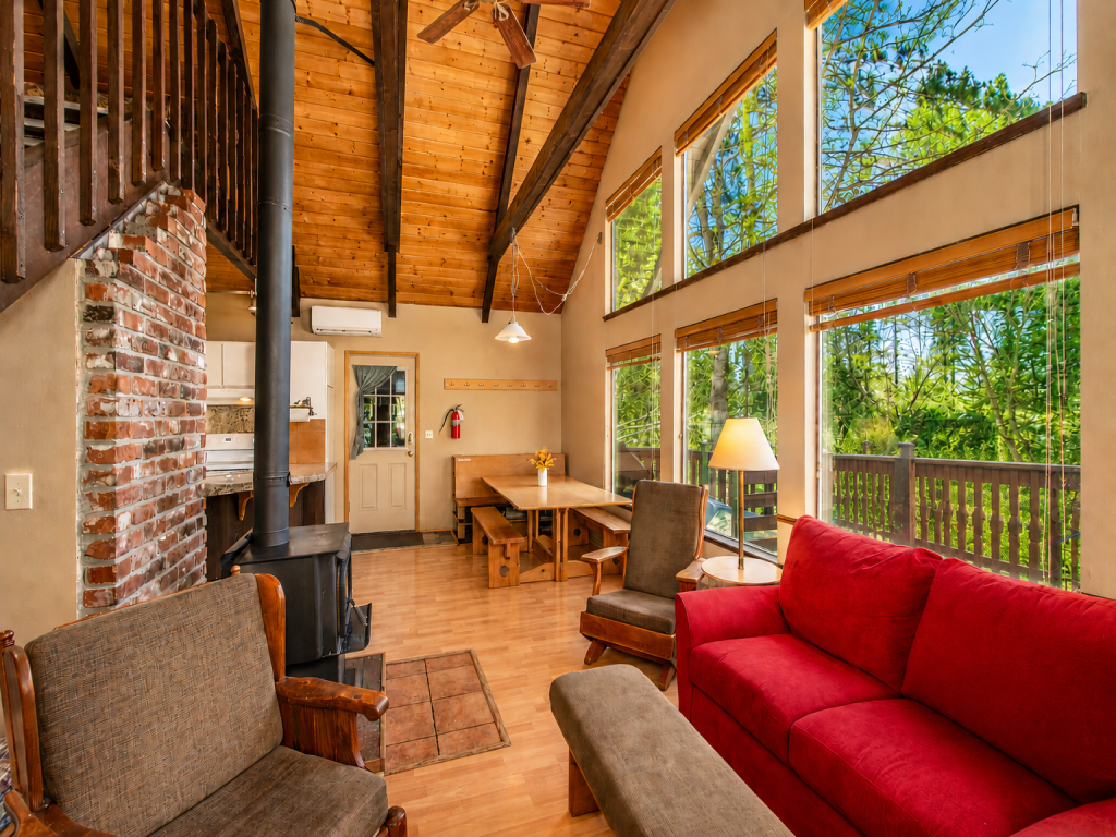 Icicle Chalet Vacation Rental in Leavenworth - RedAwning