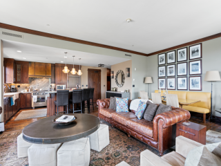 Arrowleaf Lodge- Three Bedroom Residence #307